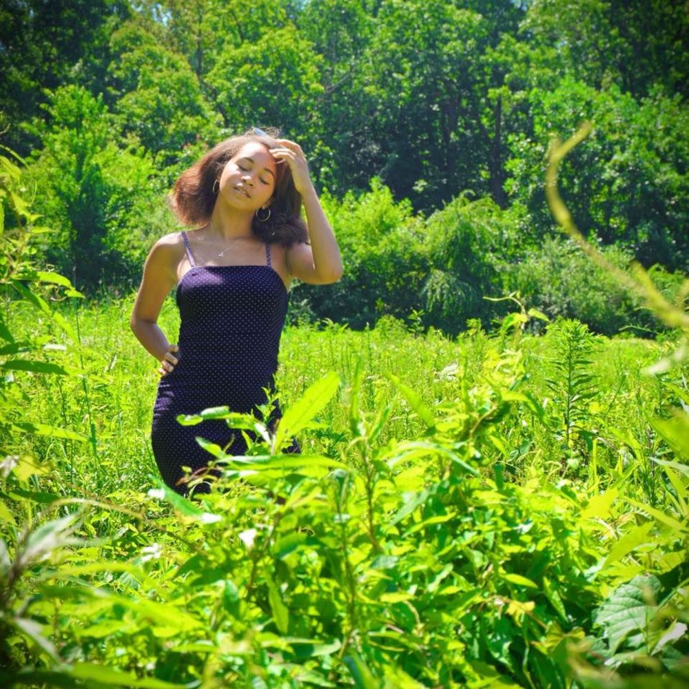 Meet your Posher, Izabella